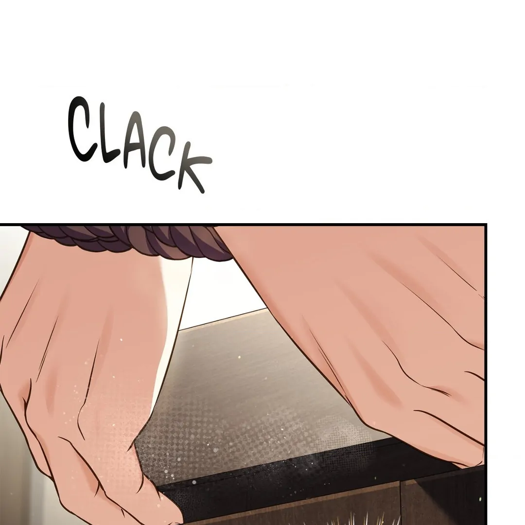 I’m Confined With the Male Leads Who Hated Me Chapter 34 - Page 34