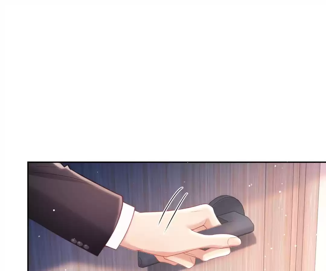 White Moon He Made a Move On Me Chapter 10 - Page 0