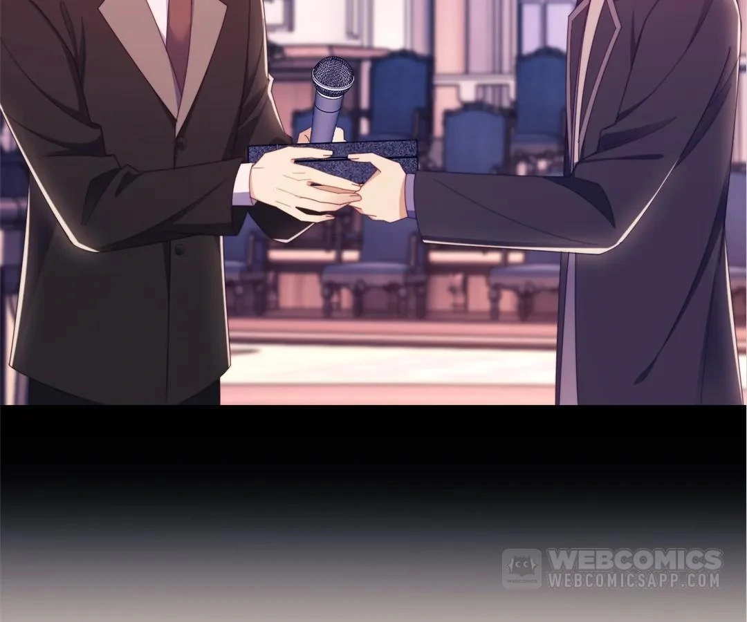 White Moon He Made a Move On Me Chapter 60 - Page 42